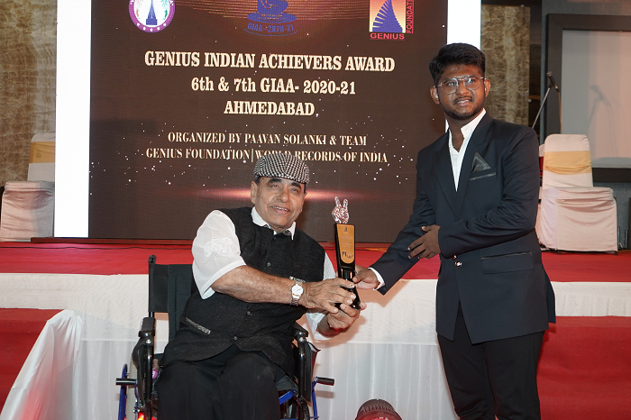  VIRAL PARIKH – SPORTS GENIUS OF THE YEAR